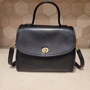 VINTAGE COACH MANOR BAG